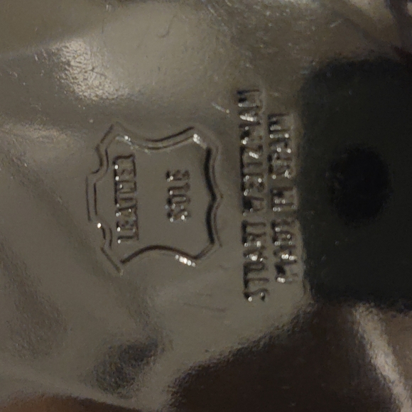 ๐ Stuart Weitzman ๐ ruby red stiletto heels 11M ๐ ๐ ๐ - Picture 8 of 9